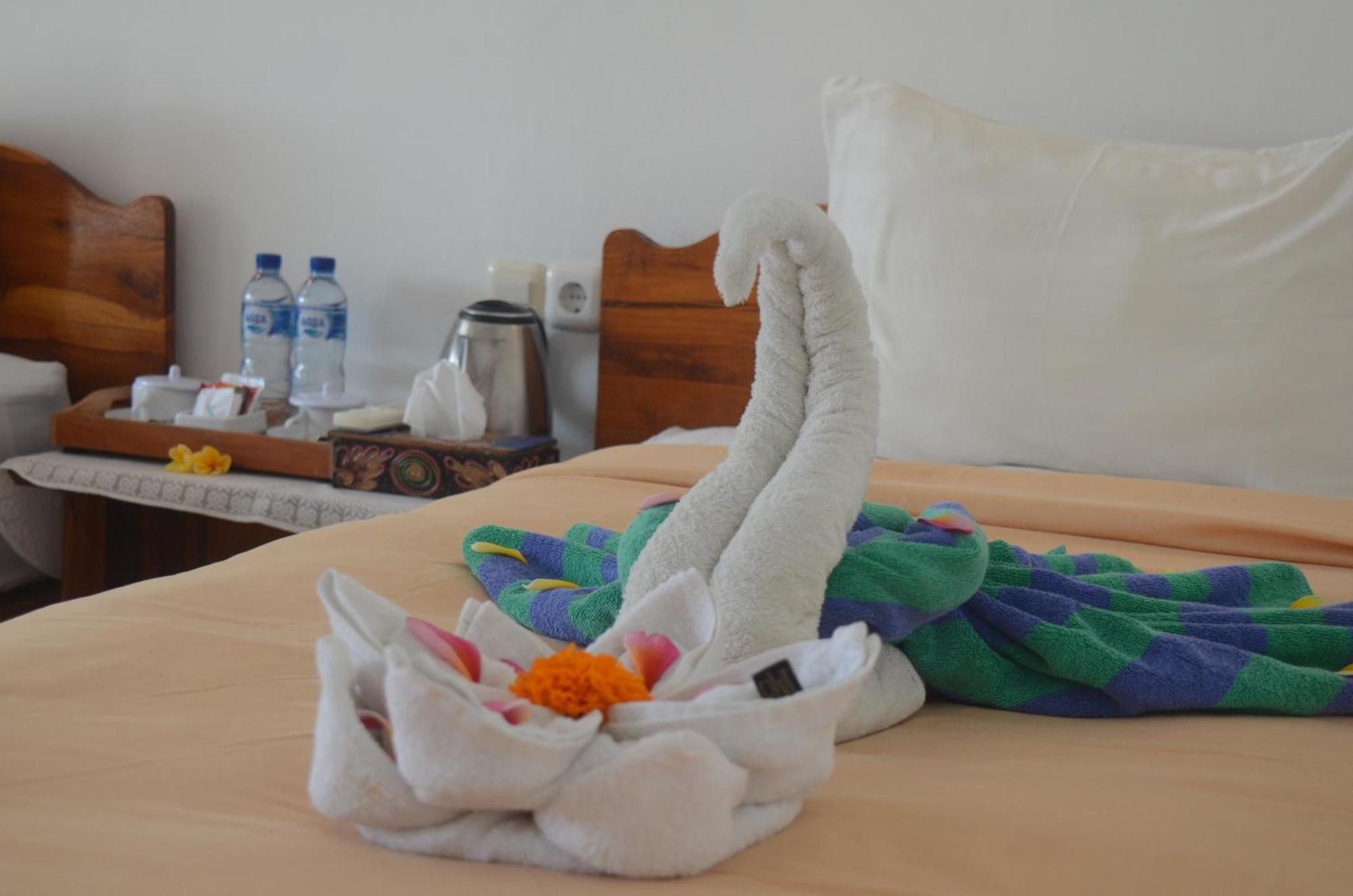 Mamaras Guest House Toyapakeh Bagian luar foto